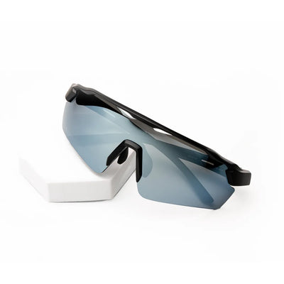 Mercury Rush sport sunglasses, UV400 polarized lens close-up