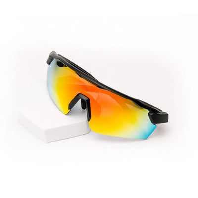 Burnout Beast sport sunglasses, UV400 polarized lens close-up