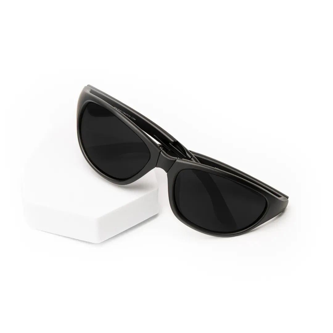 Phantom Fly RX sport sunglasses, UV400 polarized lens close-up